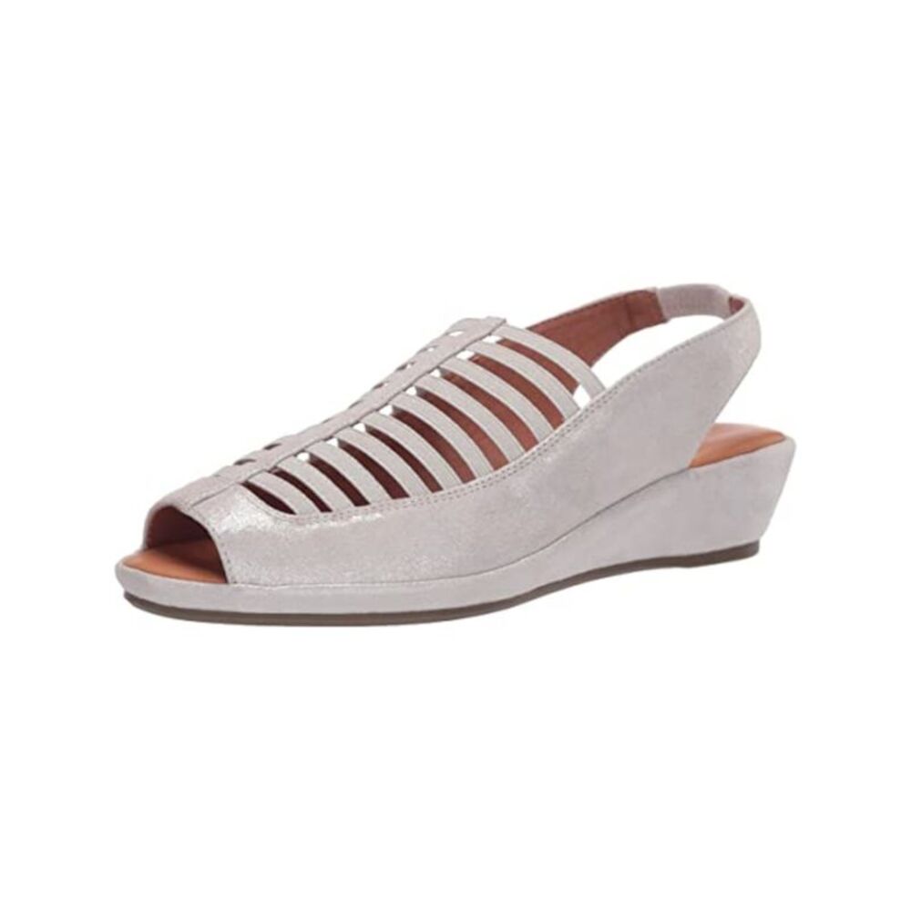 NWT GENTLE SOULS KENNETH COLE Womens Silver Lee Wedge Leather Sandal 7 M